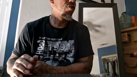 Snapshot of pcuddy3 chatting on June 16, 2026, 6:32 pm Phenomenal online show from June 16, 2026, 6:32 pm