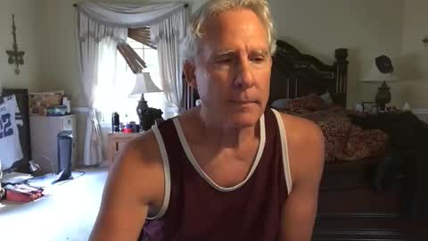 peacemakerone1 online show from November 4, 2025, 8:19 pm