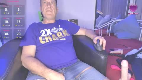 Snapshot of peacetous chatting on February 1, 2026, 7:23 pm Marc online show from February 1, 2026, 7:23 pm