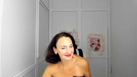 Snapshot of peachboomm chatting on July 10, 2026, 5:34 am Christina online show from July 10, 2026, 5:34 am