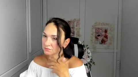 Snapshot of peachboomm chatting on August 6, 2026, 12:18 pm Christina online show from August 6, 2026, 12:18 pm