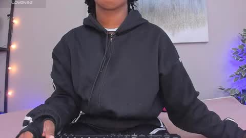 Briana online show from February 24, 2026, 12:25 pm