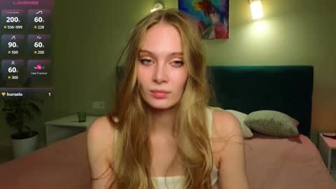 Lexy Peach online show from September 14, 2025, 6:29 pm