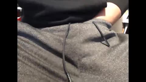 Snapshot of peacheshubby chatting on January 6, 2025, 4:23 pm hard4u online show from January 6, 2025, 4:23 pm