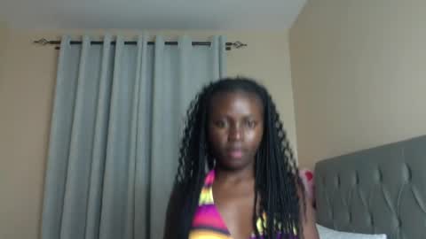 Snapshot of peachy_aura1 chatting on July 16, 2026, 2:17 am Aura online show from July 16, 2026, 2:17 am