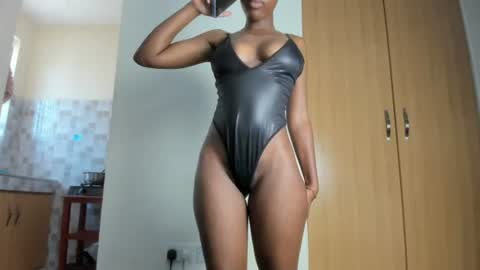 Snapshot of peachynaughty chatting on July 21, 2026, 9:55 am peachy online show from July 21, 2026, 9:55 am