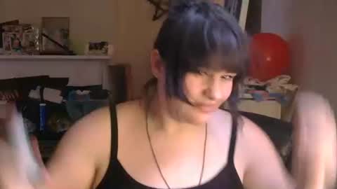 peakobunny online show from December 18, 2025, 8:26 pm