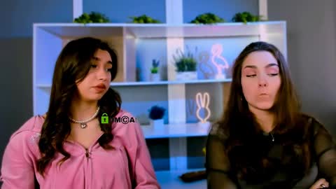 pearl heart online show from March 25, 2026, 12:22 pm