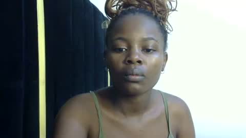 Snapshot of pearl_velvet chatting on February 25, 2026, 11:53 am vel online show from February 25, 2026, 11:53 am