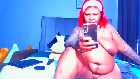 Snapshot of pearlblu38 chatting on April 27, 2026, 4:32 am Pearl online show from April 27, 2026, 4:32 am