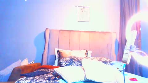 Snapshot of pearlblu38 chatting on May 22, 2026, 6:24 pm Pearl online show from May 22, 2026, 6:24 pm