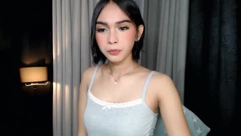 Pearl online show from April 10, 2026, 8:57 pm