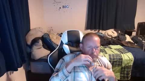 pecker40 online show from December 30, 2024, 12:00 am