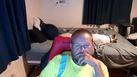 pecker40 online show from September 12, 2025, 4:45 am