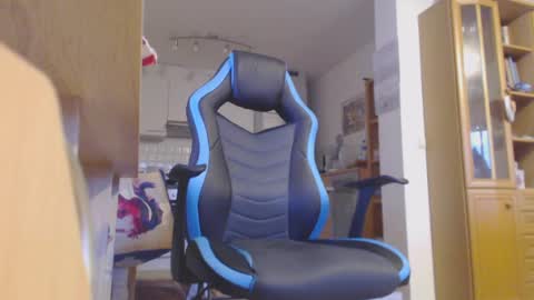 Snapshot of pedrodollo chatting on July 15, 2026, 6:02 pm pedrodollo online show from July 15, 2026, 6:02 pm