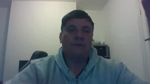 Snapshot of pedrok87 chatting on March 27, 2026, 2:50 am pedrok87 online show from March 27, 2026, 2:50 am