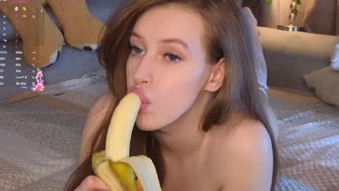 Snapshot of peek_in_my_window chatting on January 22, 2025, 7:13 pm tony online show from January 22, 2025, 7:13 pm