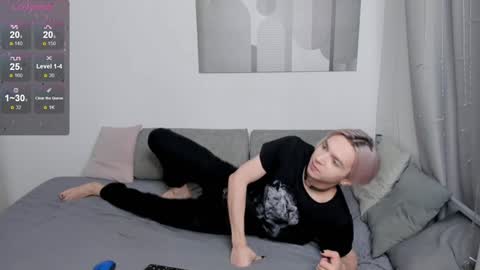 Snapshot of peggypierce chatting on December 22, 2024, 5:56 am Leo online show from December 22, 2024, 5:56 am