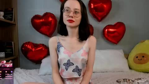 Snapshot of pekadark chatting on February 17, 2025, 9:30 pm  HERES ALICE  WELCOME EVERYONE LOVENSE DOMI REACT TO YOUR TIPS LETS MAKE A GREAT SHOW TOGETHER  online show from February 17, 2025, 9:30 pm