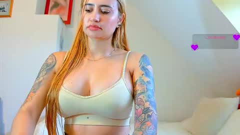 Hi Im Penelope  better vibrations  1111 online show from March 5, 2026, 3:08 pm