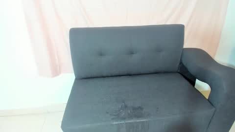 Snapshot of penpu chatting on February 10, 2025, 1:11 pm   online show from February 10, 2025, 1:11 pm
