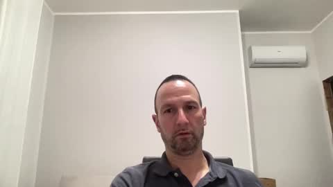 peppinslosqualo online show from March 22, 2026, 2:04 am