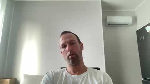 Snapshot of peppinslosqualo chatting on May 27, 2026, 4:42 am peppinslosqualo online show from May 27, 2026, 4:42 am
