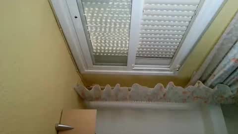 perales_12345 online show from October 4, 2025, 5:11 pm