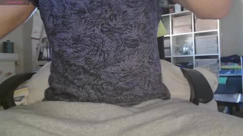 Snapshot of peregrintpelfox chatting on December 14, 2025, 9:36 am peregrintpelfox online show from December 14, 2025, 9:36 am