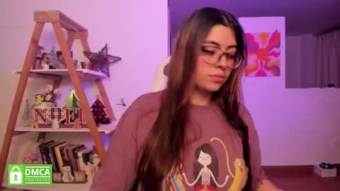 Sarah Ana Banana online show from December 1, 2025, 11:54 pm