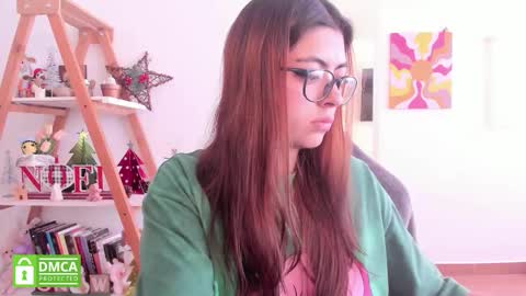 Sarah Ana Banana online show from December 5, 2025, 4:58 pm