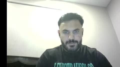 Snapshot of perfectlund chatting on November 3, 2025, 11:11 am loving eyes online show from November 3, 2025, 11:11 am