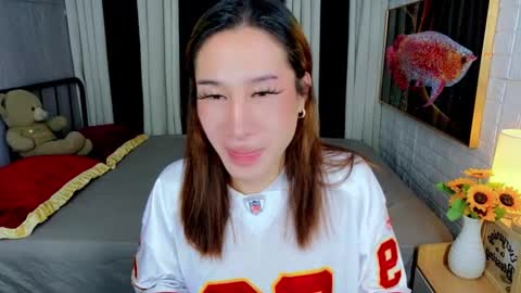 Chloe online show from October 25, 2025, 12:40 am