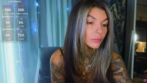 Anna online show from November 17, 2025, 7:36 am