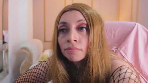 Snapshot of perlapreciosa chatting on February 15, 2026, 7:51 am PerlaPreciosa online show from February 15, 2026, 7:51 am