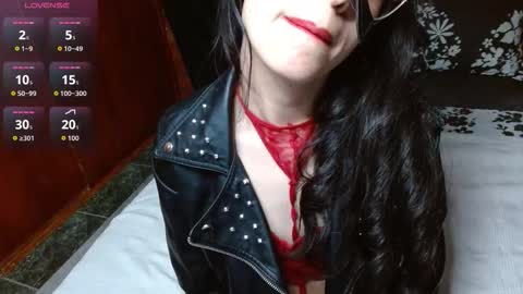 Snapshot of persefone_fire chatting on November 27, 2025, 10:01 pm persefone_fire online show from November 27, 2025, 10:01 pm