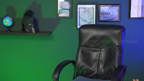 Snapshot of perseoo_88 chatting on October 24, 2025, 8:49 pm andres online show from October 24, 2025, 8:49 pm