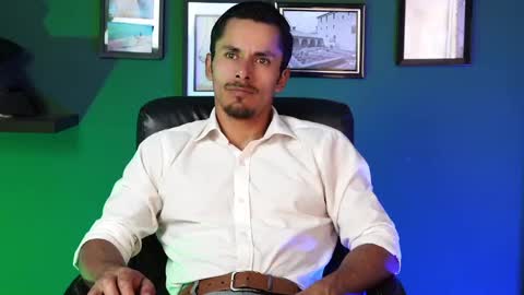 Snapshot of perseoo_88 chatting on December 15, 2025, 7:51 pm andres online show from December 15, 2025, 7:51 pm