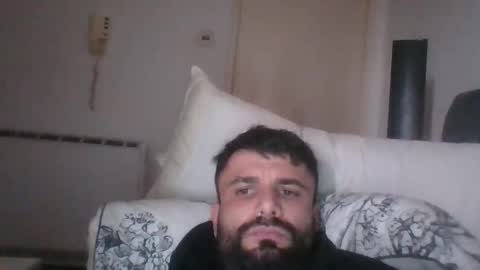 persianprince_13 online show from April 1, 2026, 11:11 am