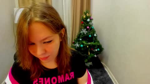 Snapshot of persinaky chatting on December 20, 2025, 9:00 pm horror flying on the wings of the night.... online show from December 20, 2025, 9:00 pm