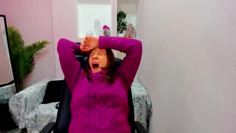 Snapshot of persinaky chatting on February 2, 2026, 4:06 pm horror flying on the wings of the night.... online show from February 2, 2026, 4:06 pm