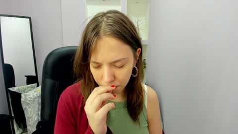 Snapshot of persinaky chatting on February 22, 2026, 6:02 am horror flying on the wings of the night.... online show from February 22, 2026, 6:02 am