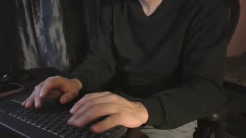 Snapshot of peruvianevil chatting on February 6, 2026, 5:23 am Lalo x peruvianevil ig peruvianevil online show from February 6, 2026, 5:23 am