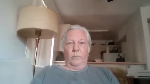 Nut4aNickel online show from October 25, 2025, 10:48 pm