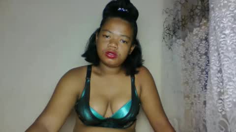 Snapshot of perversah chatting on February 19, 2026, 2:40 am Perversah online show from February 19, 2026, 2:40 am