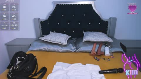 Snapshot of pervert_pantyhose chatting on January 8, 2025, 10:26 am Kimberly online show from January 8, 2025, 10:26 am