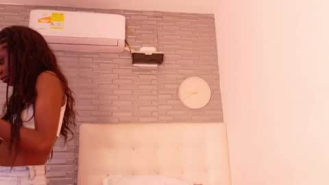 pervert_shydoll online show from April 2, 2026, 3:04 am