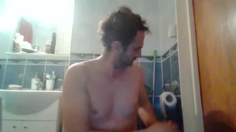 peshtic20 online show from October 27, 2025, 4:16 am