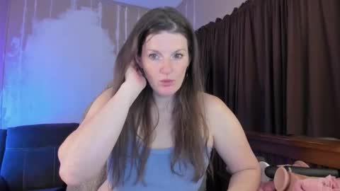 Snapshot of pessimistically_optimistic chatting on January 6, 2026, 12:09 pm Kelly online show from January 6, 2026, 12:09 pm