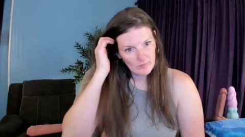 Snapshot of pessimistically_optimistic chatting on April 15, 2026, 11:28 am Kelly online show from April 15, 2026, 11:28 am